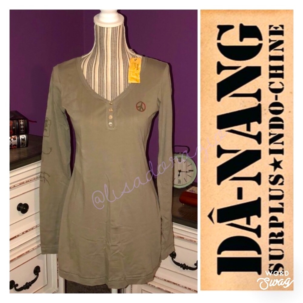 Vintage DA-NANG Peace ☮️ Long Sleeve V-Neck Top
